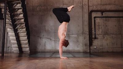 AloMoves - Handstand tips and conditioning