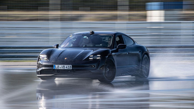 Электрический Porsche Taycan установил новейший мировой рекорд