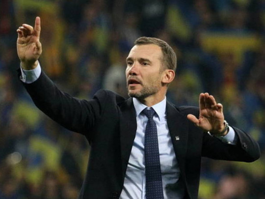 Шевченко отказался комментировать скандальное решение УЕФА