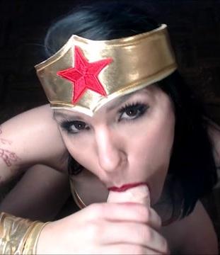 Wonder Woman BJ With Big Facial