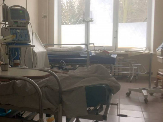Докторам объявили о недоверии: во Львовской области погибла 17-летняя беременная пациентка