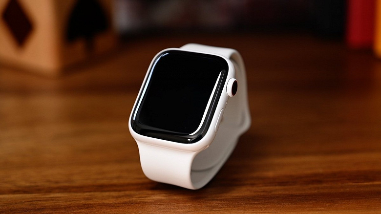 Apple безвозмездно отремонтирует Apple Watch, которые не заряжаются
