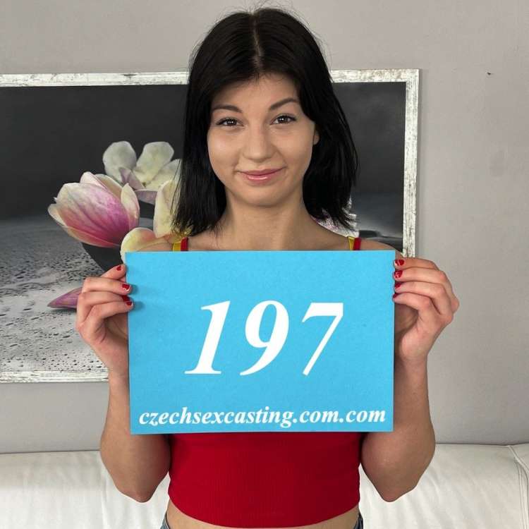 [CzechSexCasting.com / PornCZ.com] Nessie Blue, Thomas Lee (Czech babe makes guy very hard in casting / 197) [2021-03-24, Blowjob, hardcore, natural, open mouth facial cumshot, 1920p]