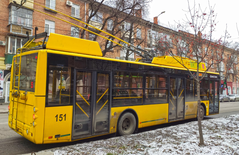 Вісті з Полтави - У Полтаві перевізників зобов’язали виділити гарантовані місця для медиків: 4 у тролейбусах і 2 в автобусах