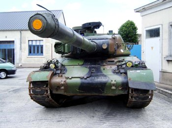 AMX-30 B2 Walk Around