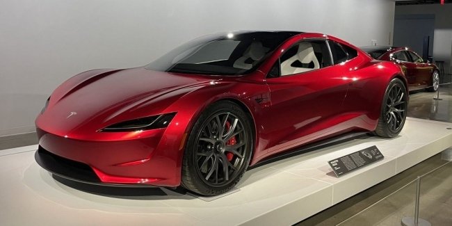 Дизайн нового электрокара Tesla Roadster изменится перед запуском в серию