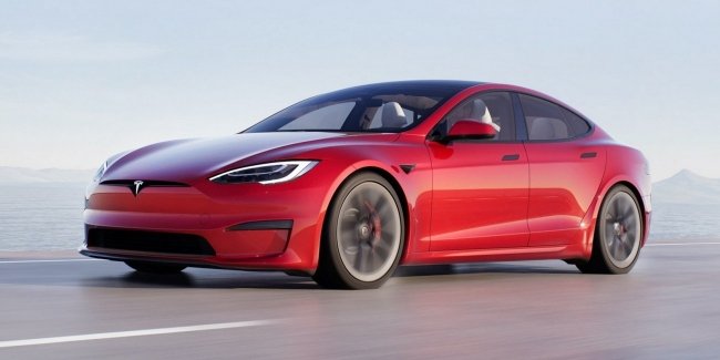 Tesla определилась с датой производства самого быстрого в мире серийного автомобиля