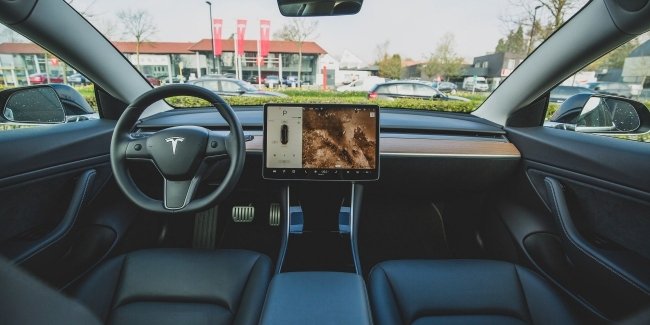 Вечная суета: Tesla отзывает Model 3 и Model Y